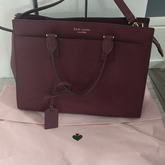 kate spade Handbags - Beautiful bag by Kate Spade 🌸🌼🌸🍀